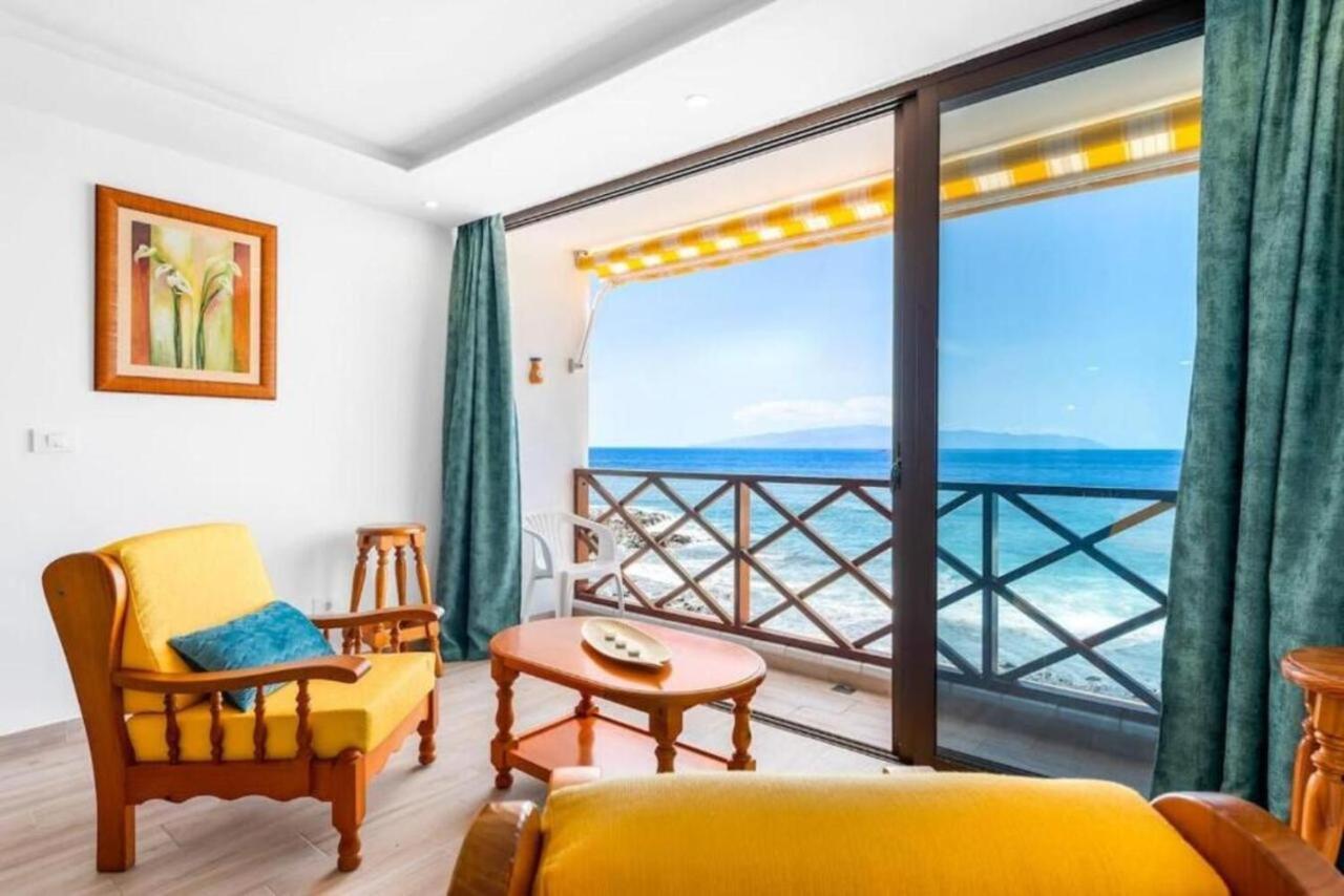 Neptuno ocean front suite Puerto de Santiago  Exterior foto